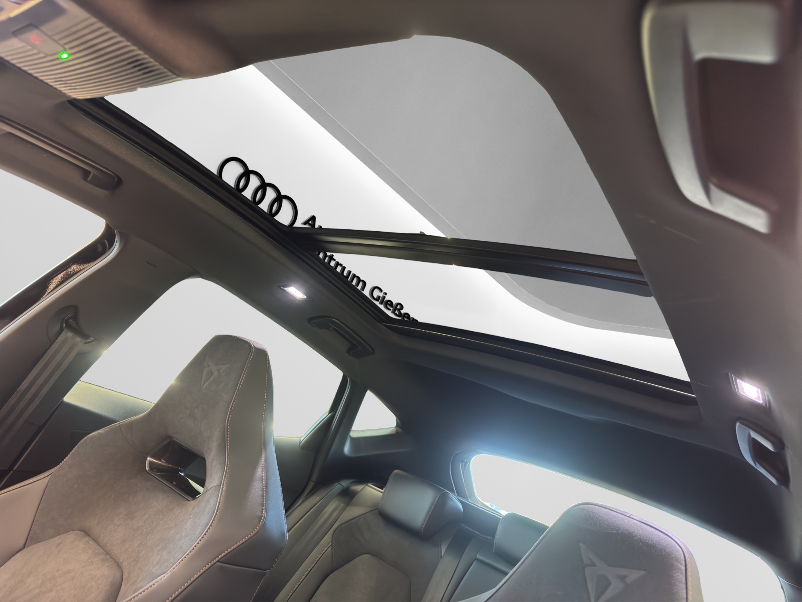 Formentor TSI 4Drive VZ Pano Sennheiser Navi AHK