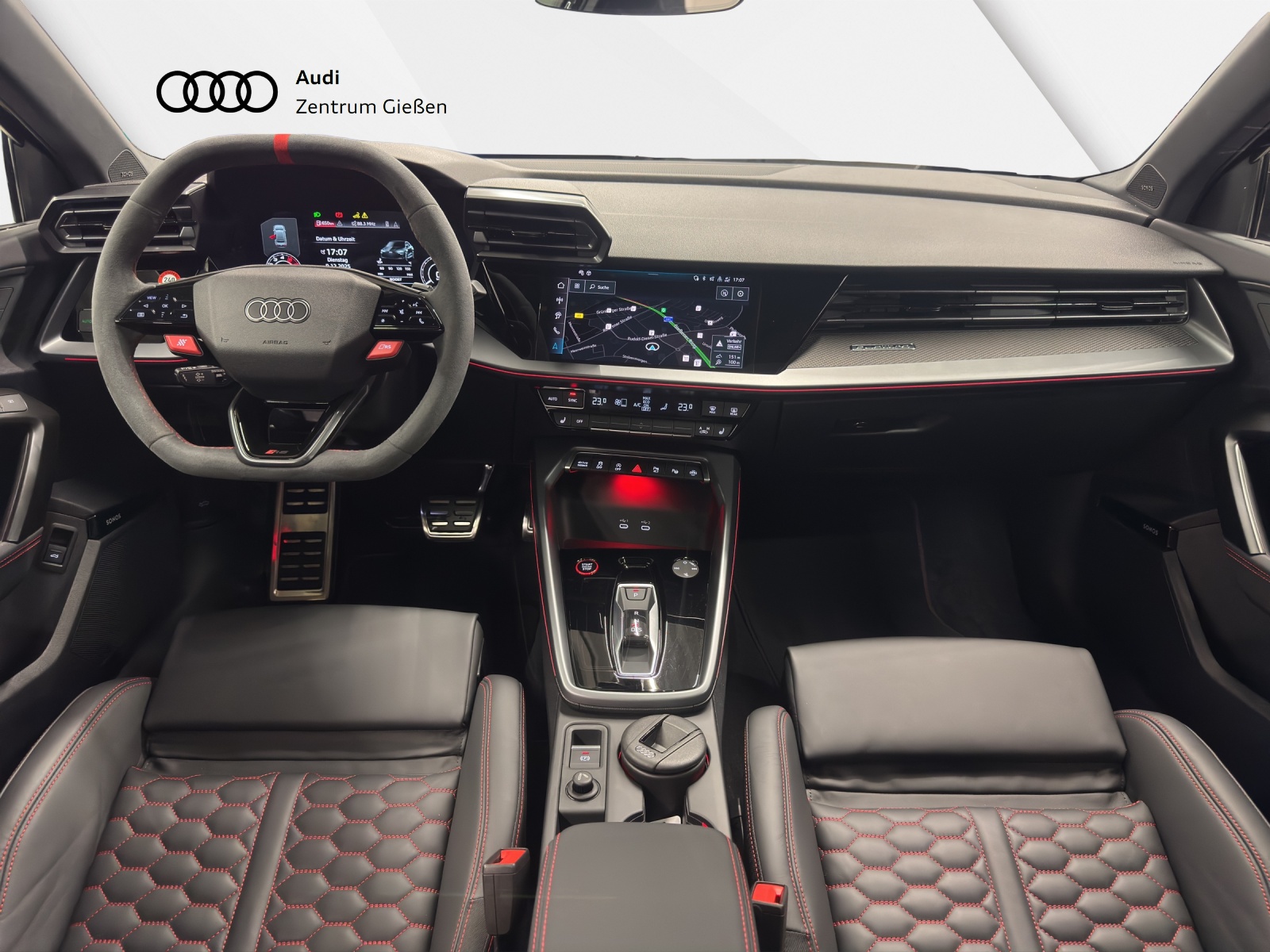 RS 3 Limousine 2.5 TFSI quattro Black HuD Pano RS-Sportabgasanlage 280km/h SONOS