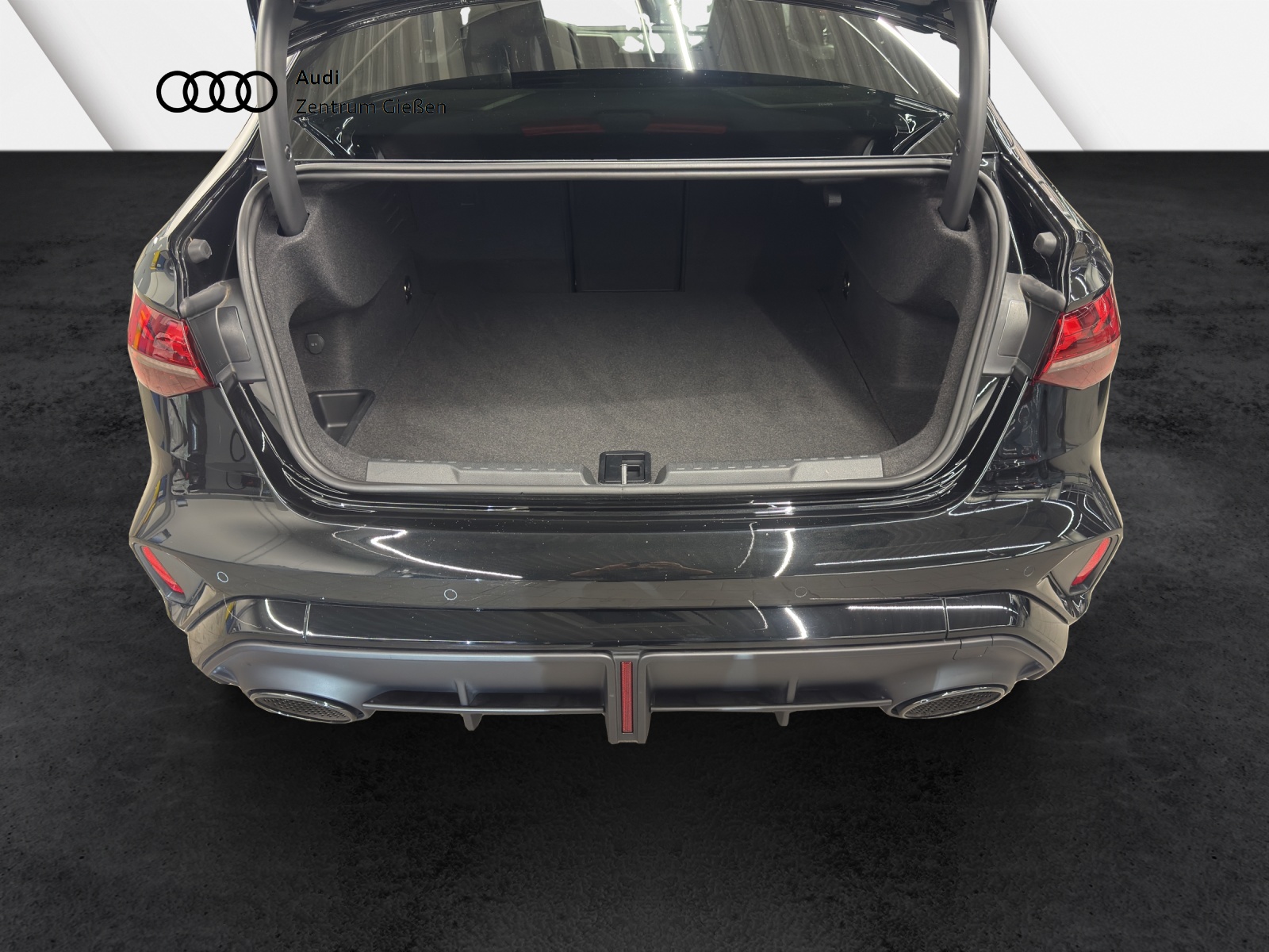 RS 3 Limousine 2.5 TFSI quattro Black HuD Pano RS-Sportabgasanlage 280km/h SONOS