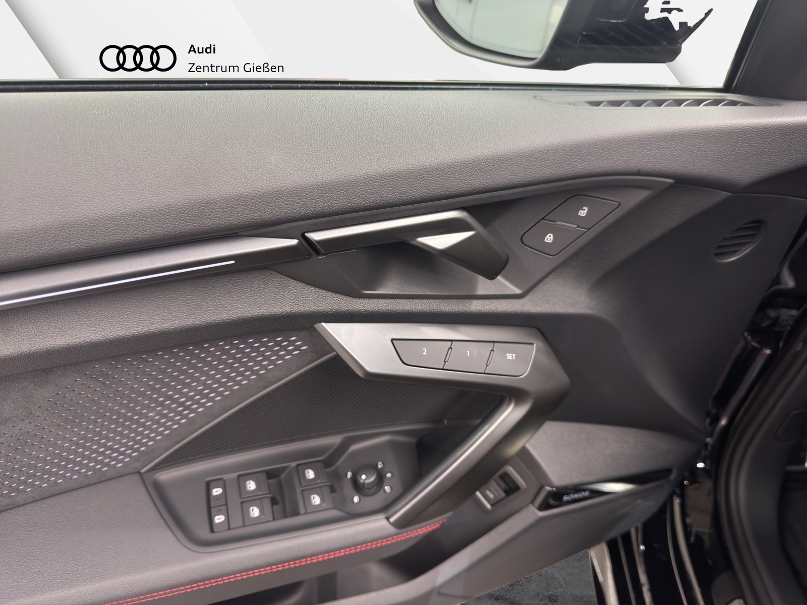 RS 3 Limousine 2.5 TFSI quattro Black HuD Pano RS-Sportabgasanlage 280km/h SONOS