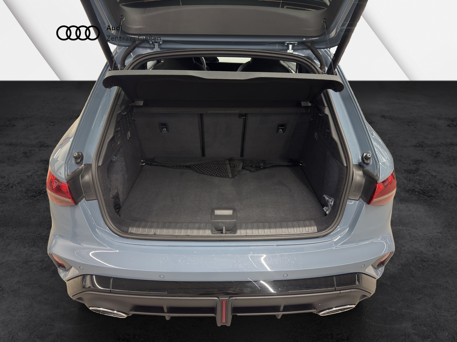 RS 3 Sportback 2.5 TFSI quattro Black Assistenzpakete