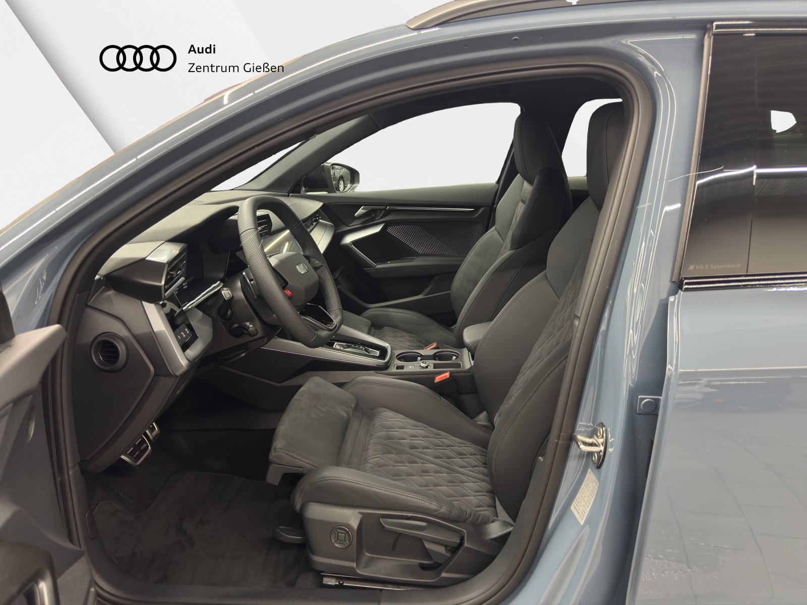 RS 3 Sportback 2.5 TFSI quattro Black Assistenzpakete