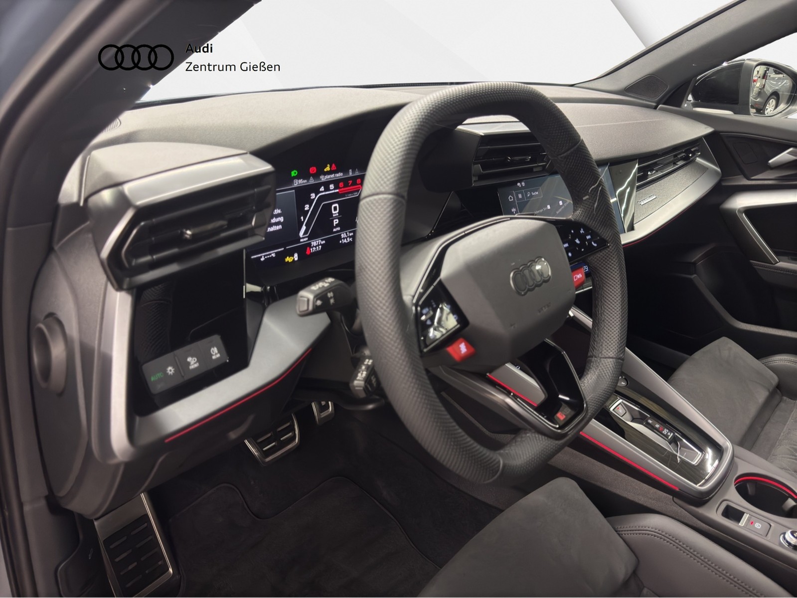 RS 3 Sportback 2.5 TFSI quattro Black Assistenzpakete