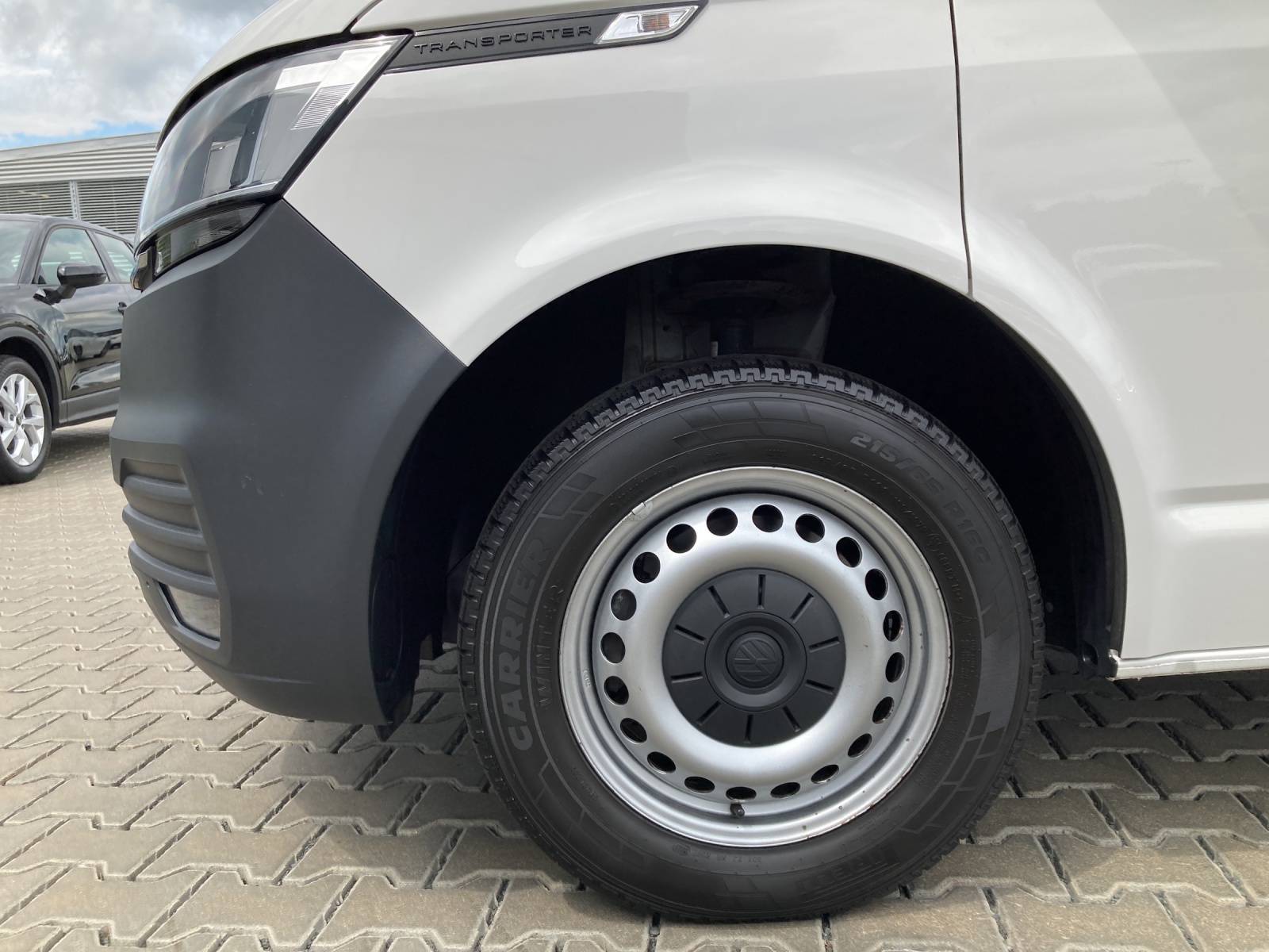 T6 Transporter 6.1 Kasten 2,0 TDI DSG Navi PDC Klima GRA