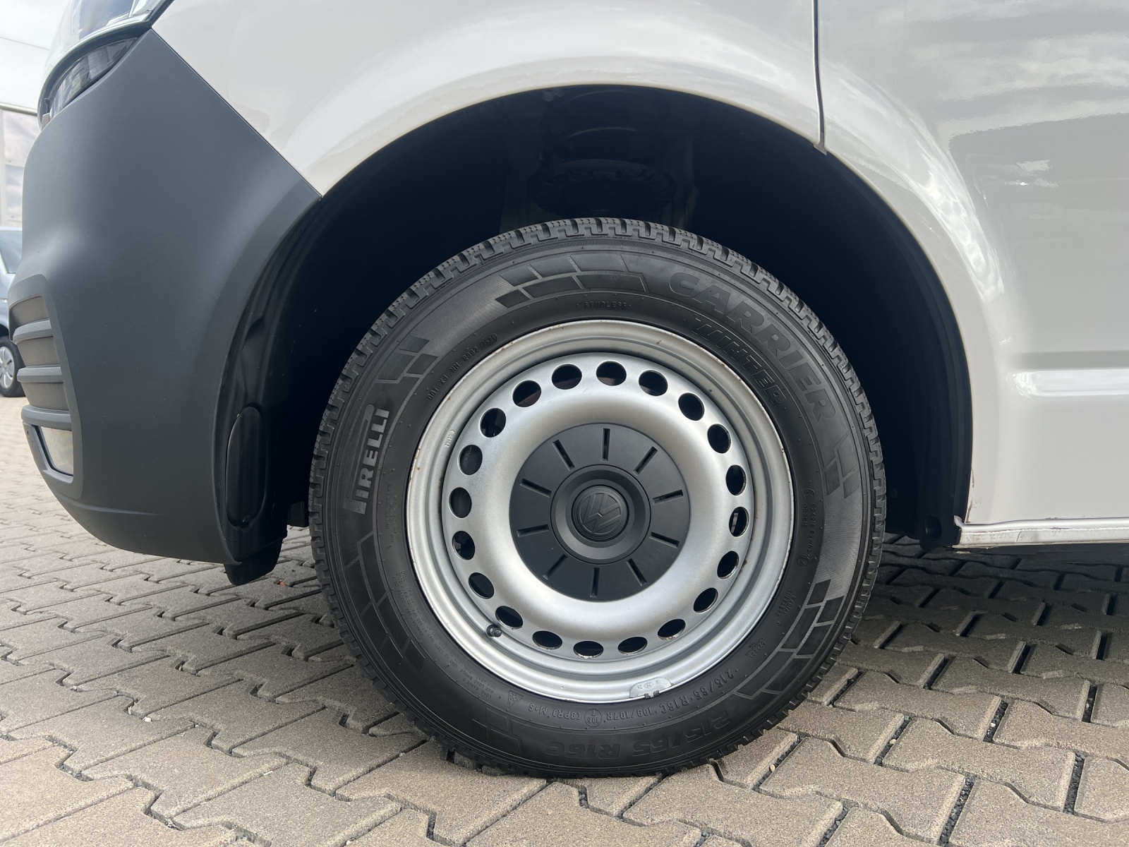 T6 Kasten 6.1 2.0 TDI DSG Navi PDC Klima GRA