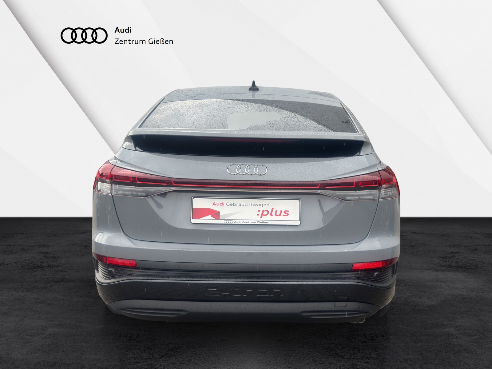 Q4 e-tron Sportback 35 advanced black SONOS Einparkhilfe
