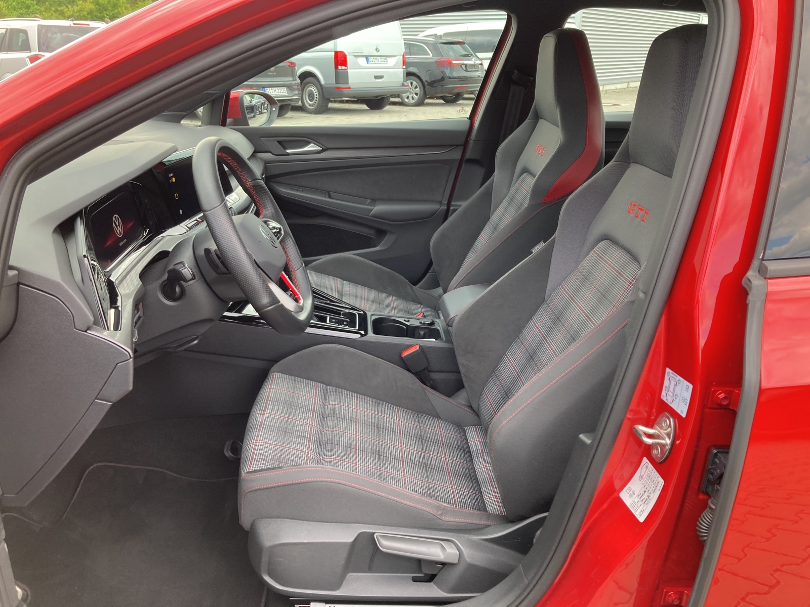 Golf VIII 2.0 TSI DSG GTI LED-Plus TravelAssist Navi Alu-19Zoll