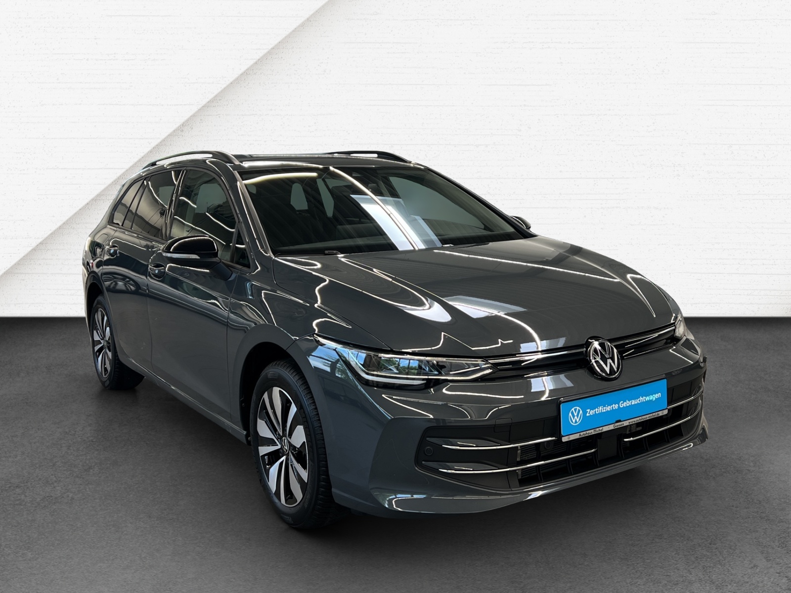 Golf VIII Variant 1.5 eTSI DSG Goal LED Navi TravelAssist Rückkamera