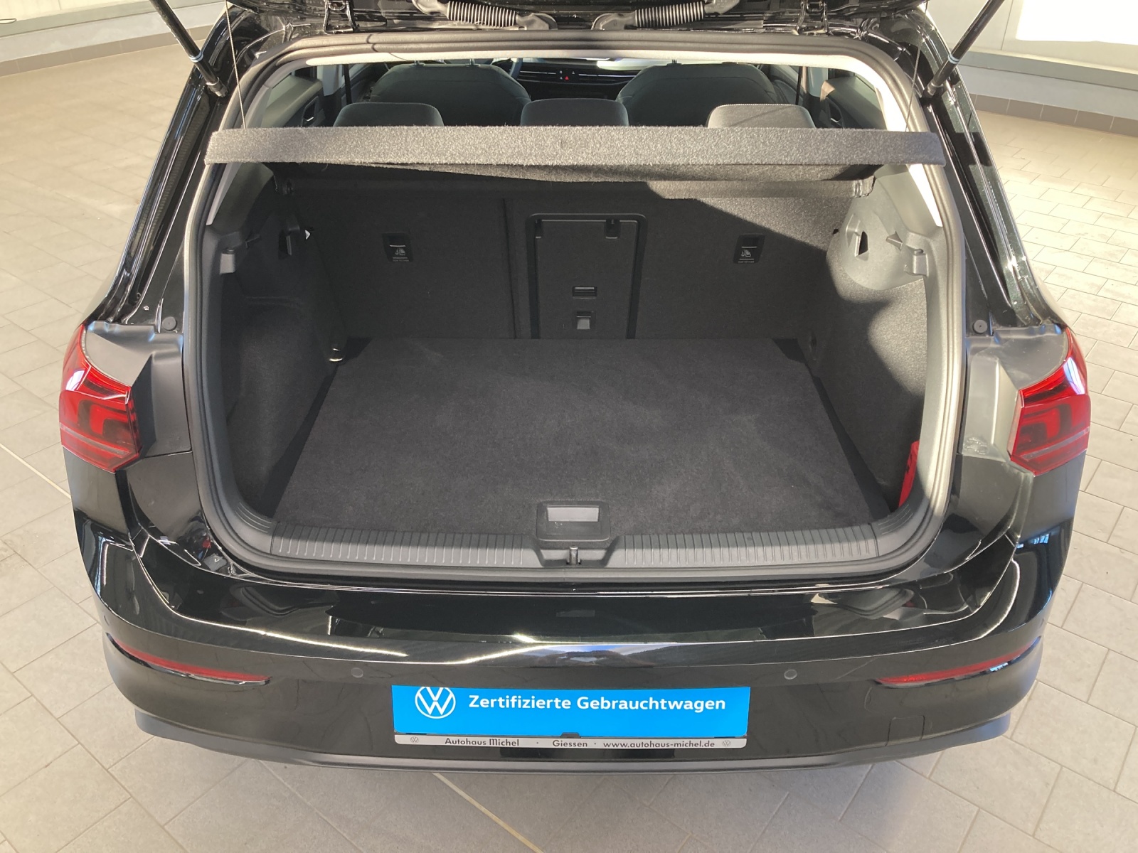 Golf 8 1.5 TSI Life LED Navi TravelAssist