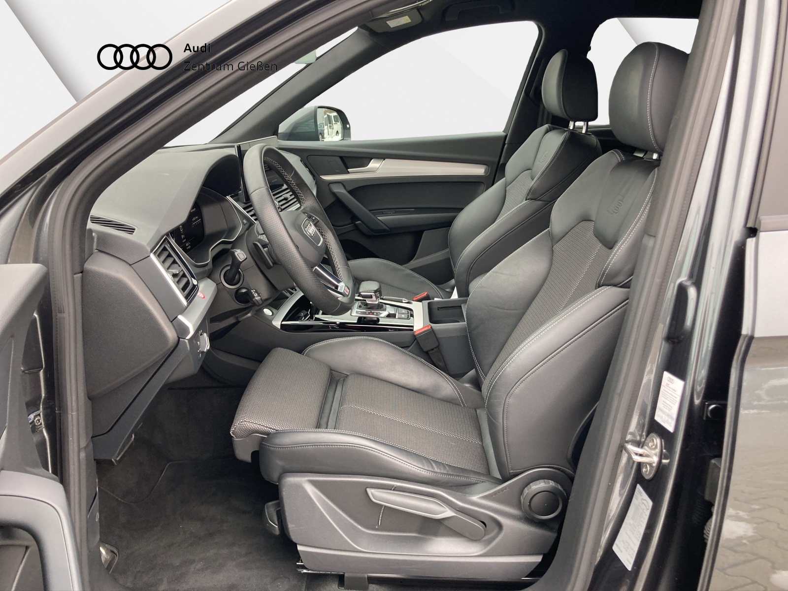 Q5 40 TDI quattro S line AHK Navi Assistenzpaket Tour