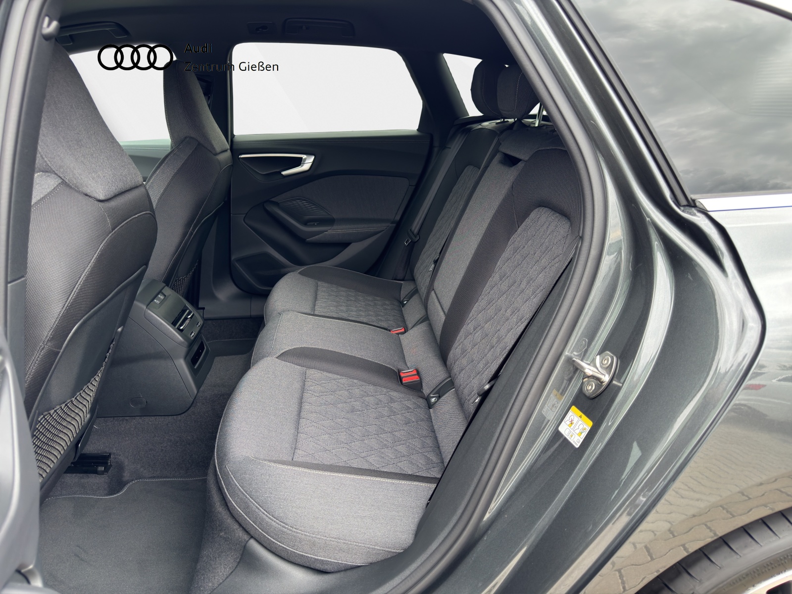 A5 Avant TDI quattro S line Standheizung AHK Tech