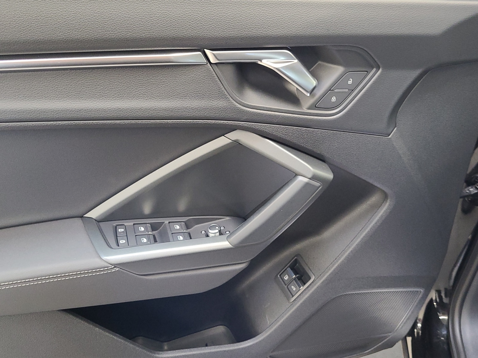 Q3 45 TFSI e S line Black AHK ACC Rückfahrkamera
