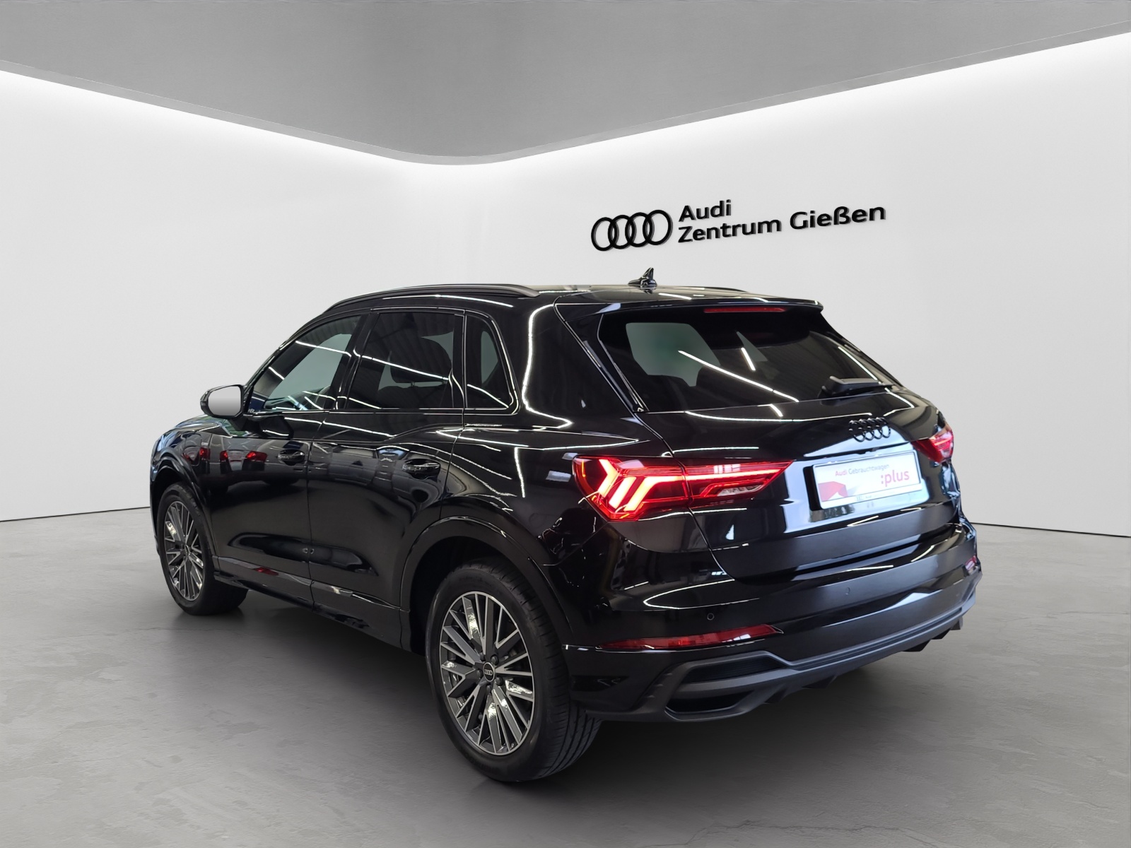 Q3 45 TFSI e S line Black AHK ACC Rückfahrkamera
