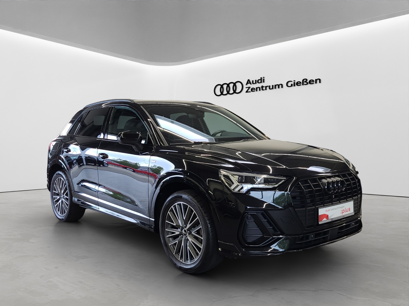 Q3 45 TFSI e S line Black AHK ACC Rückfahrkamera