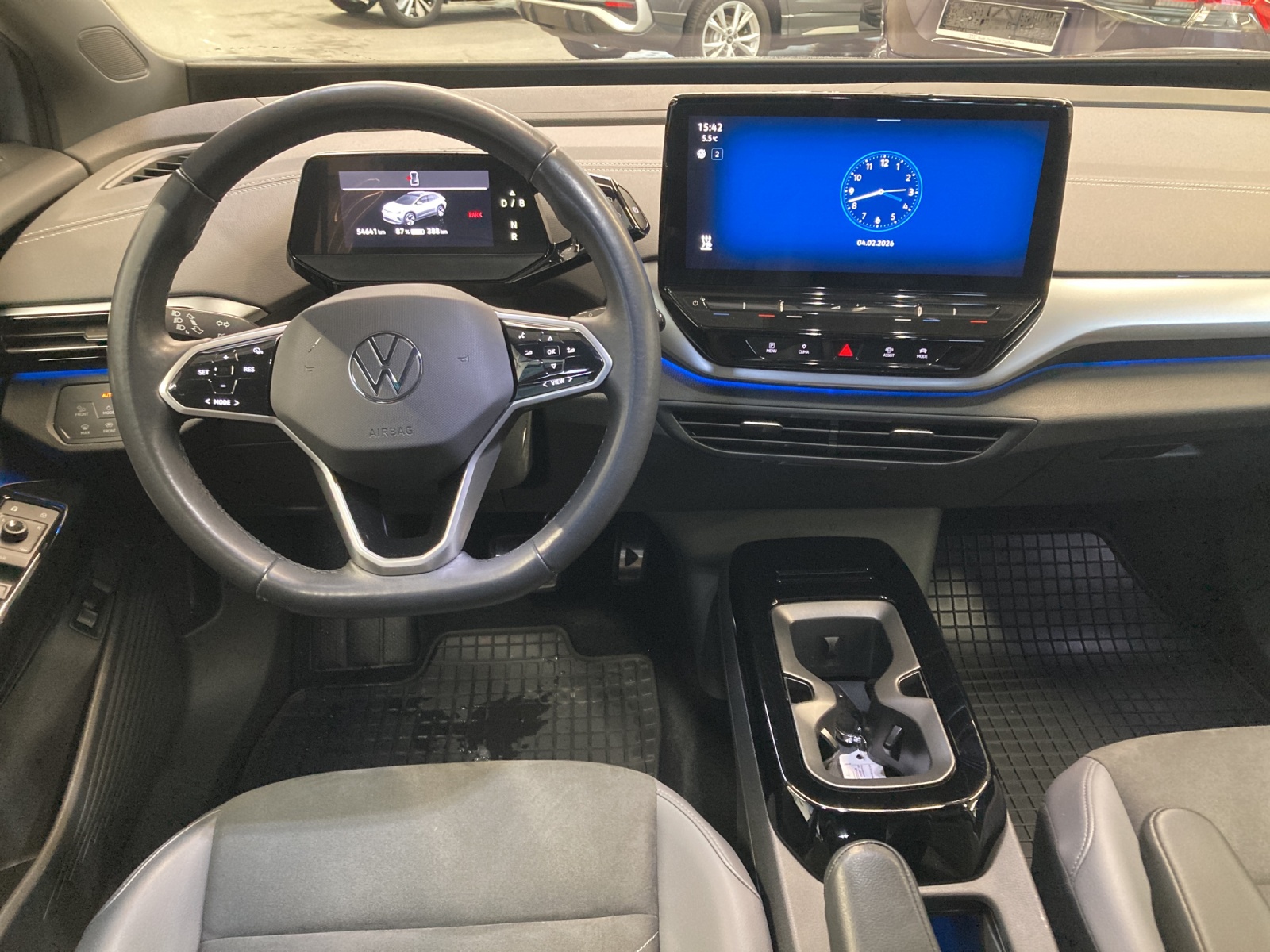 ID.4 Pro Performance 150 kW/77kWh Wärmepumpe IQ-Light Navi