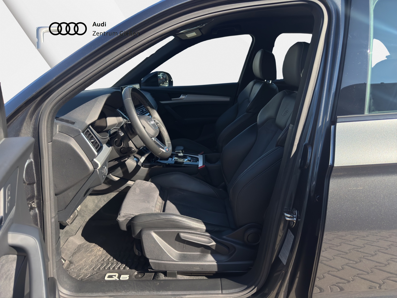 Q5 40 TDI quattro S line Black AHK Kamera Navi Plus
