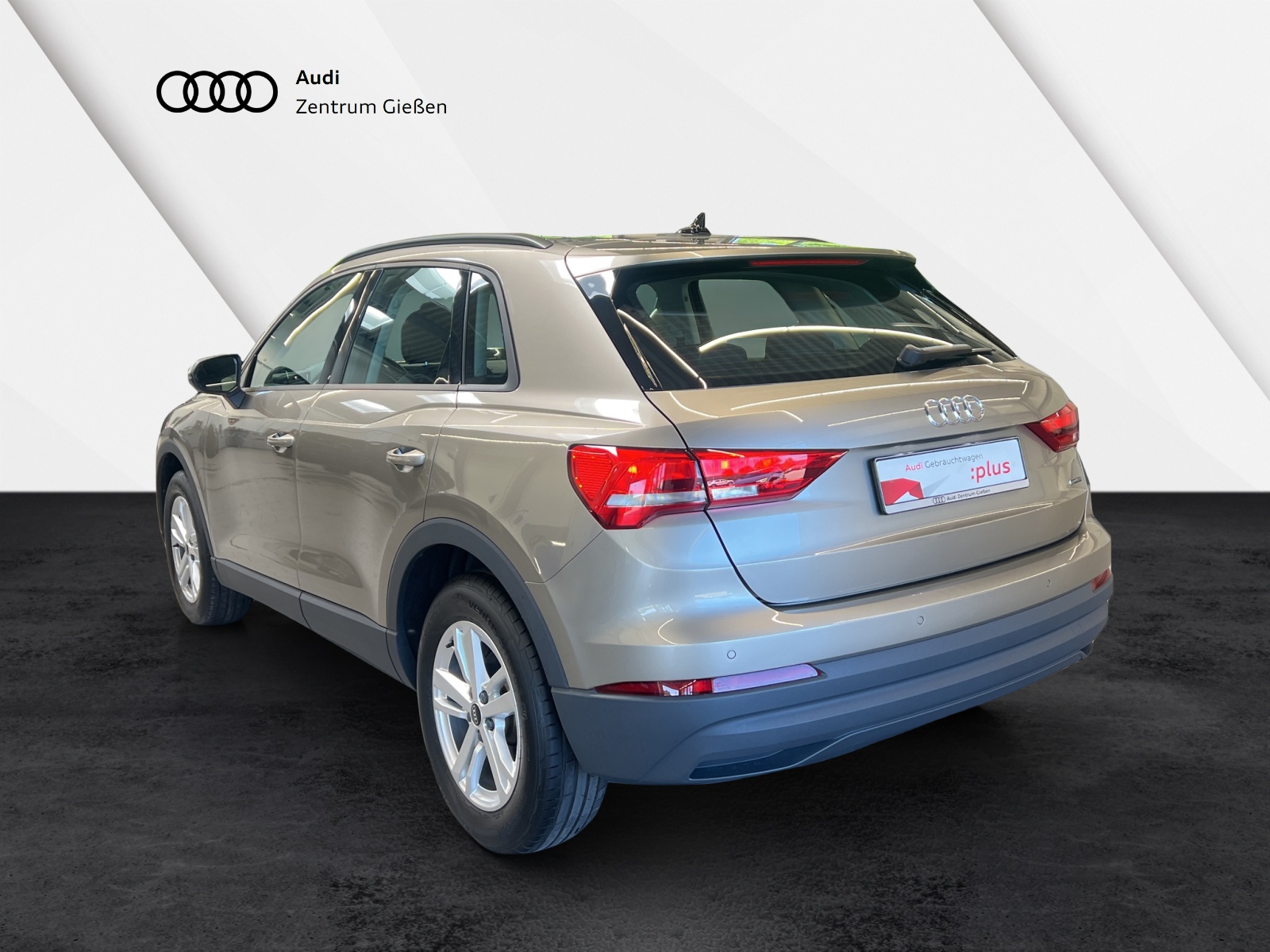 Q3 35 TDI quattro AHK MMI Navi Plus Einparkhilfe plus