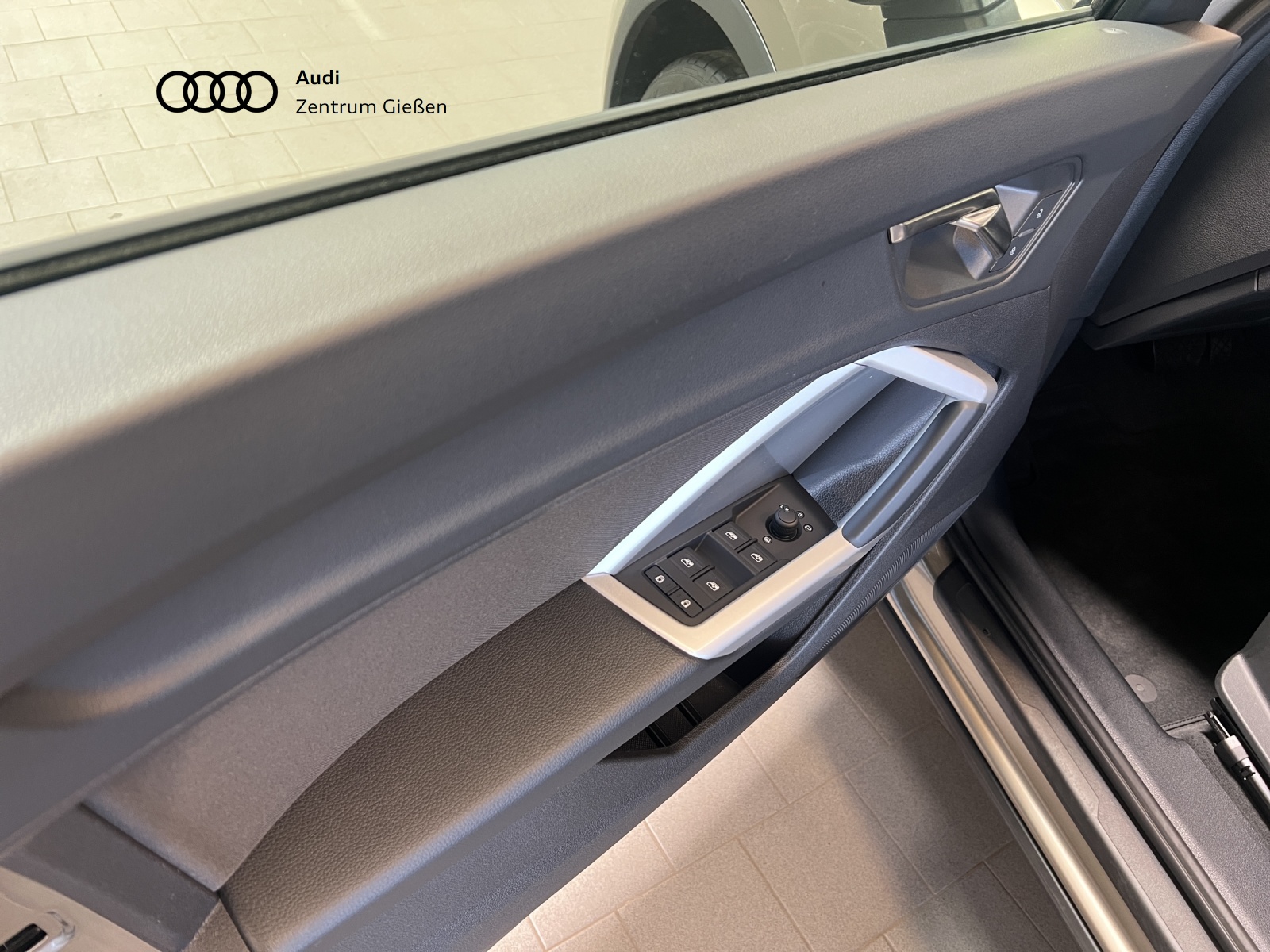 Q3 35 TDI quattro AHK MMI Navi Plus Einparkhilfe plus