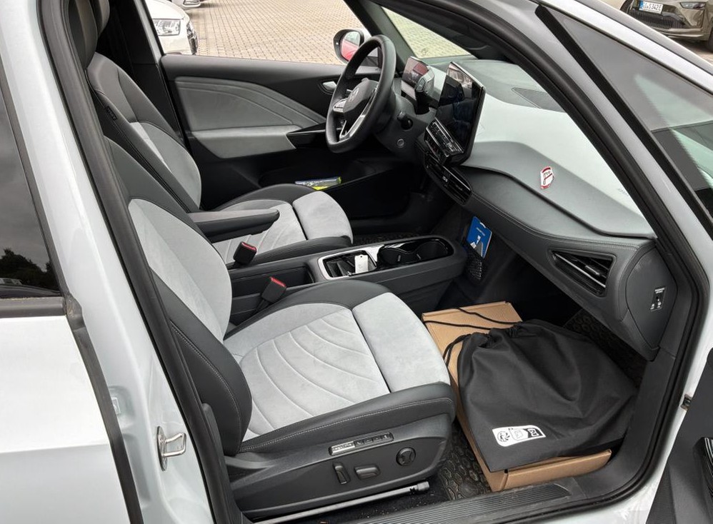 ID.3 Pro S 150kW/77kWh IQ-Light Ergositz Navi