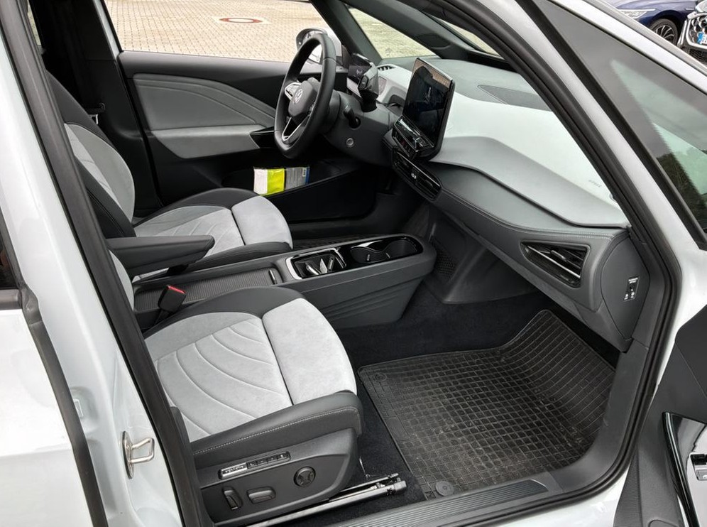 ID.3 Pro S 150kW/77kWh IQ-Light Ergositz Navi
