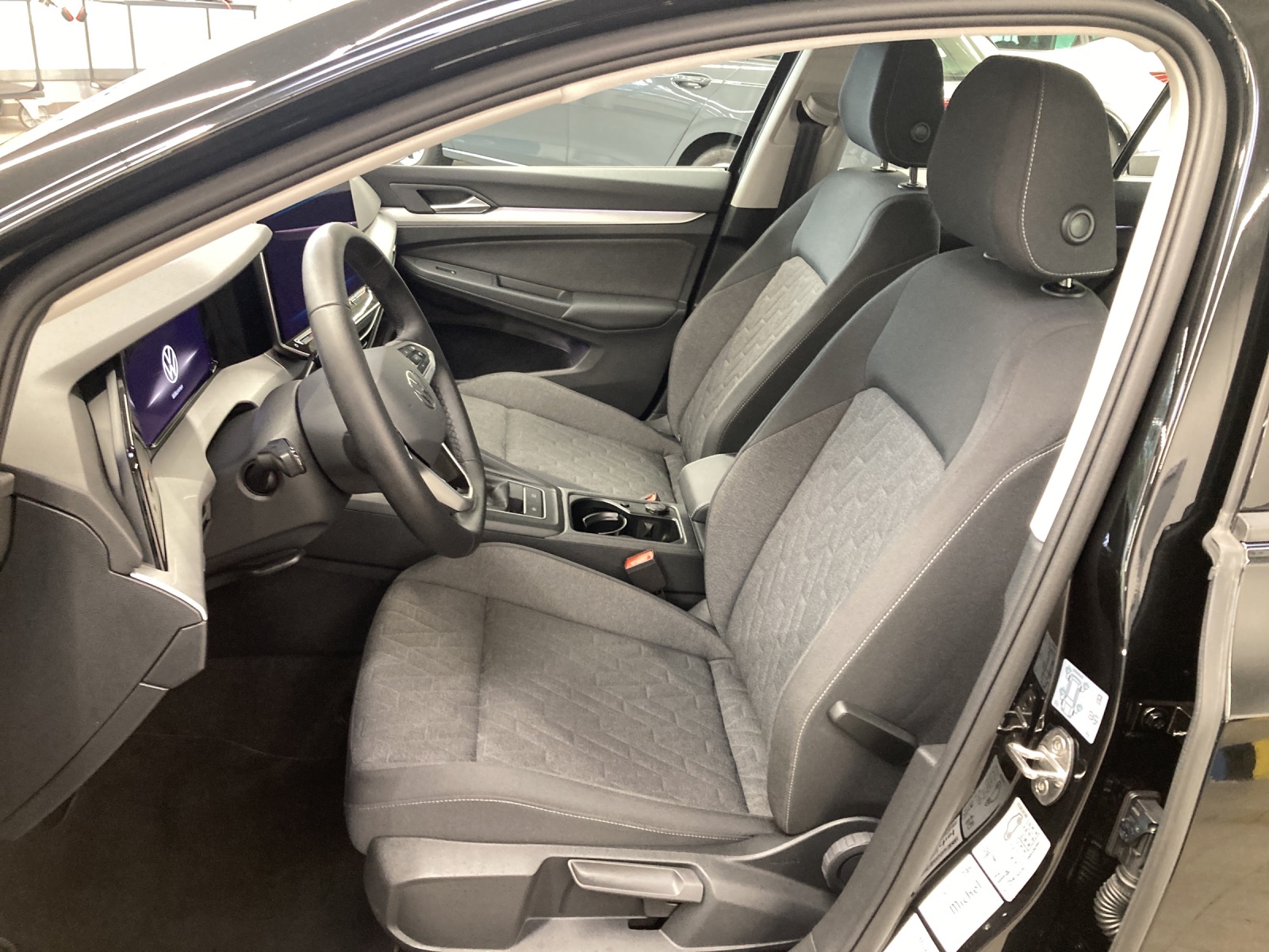 Golf 8 TSI Life Navi TravelAssist