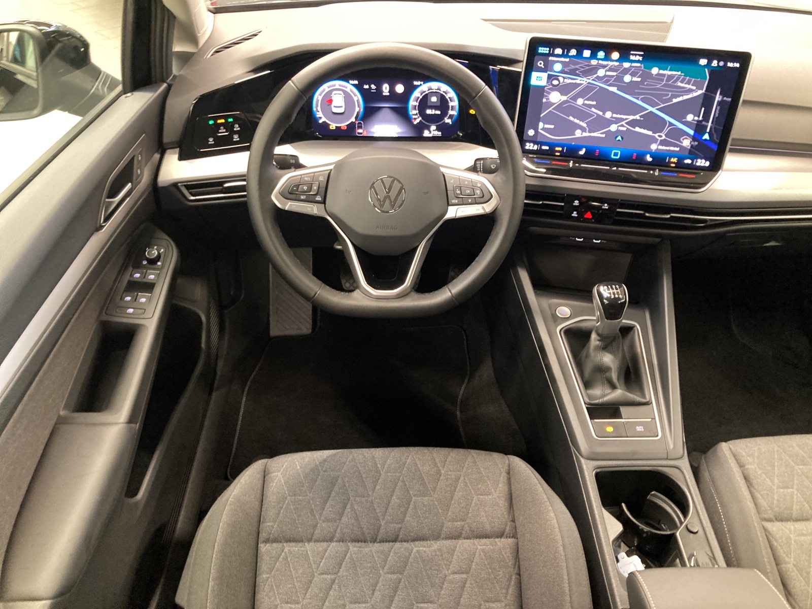 Golf 8 TSI Life Navi TravelAssist