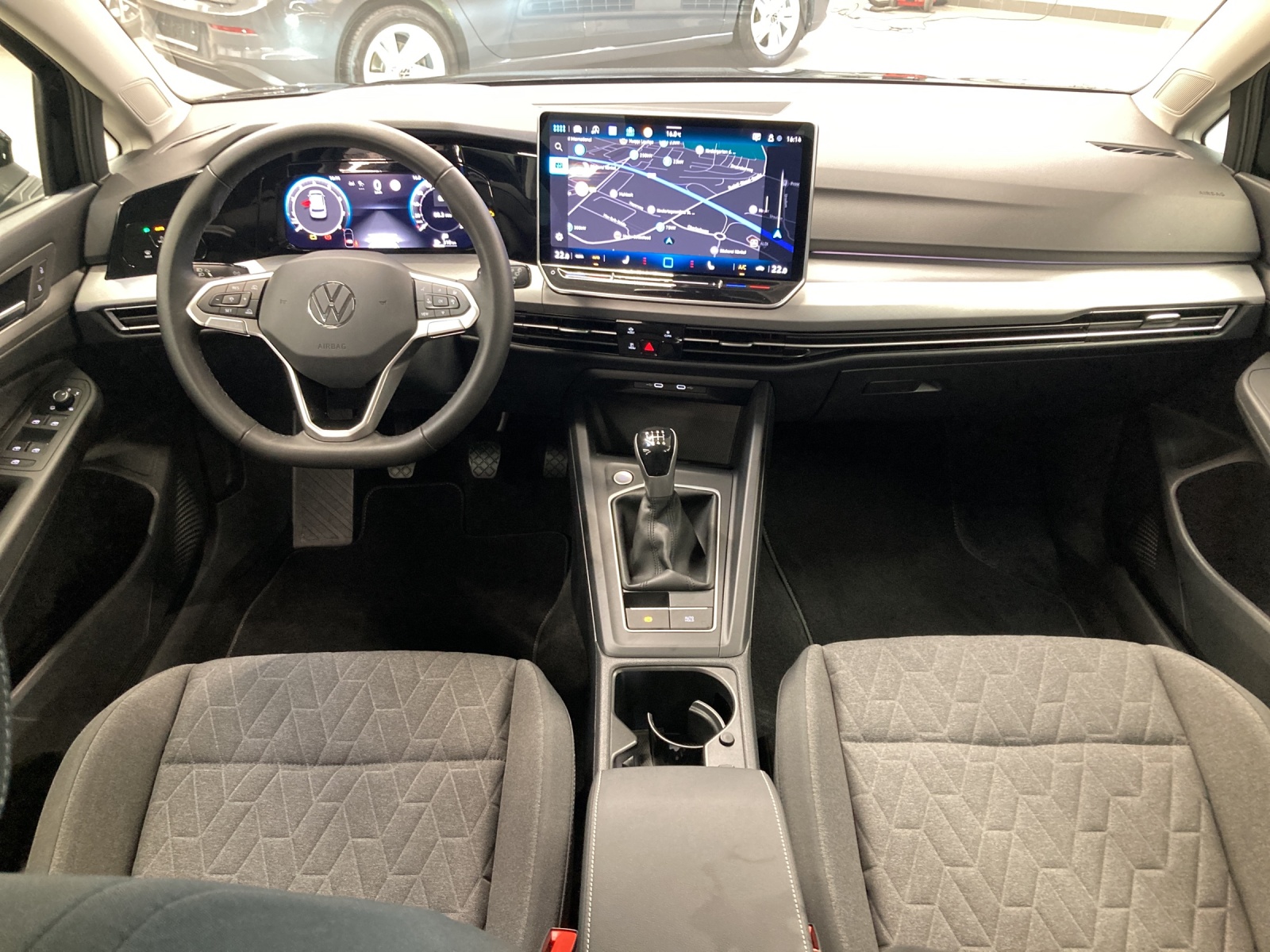 Golf 8 TSI Life Navi TravelAssist