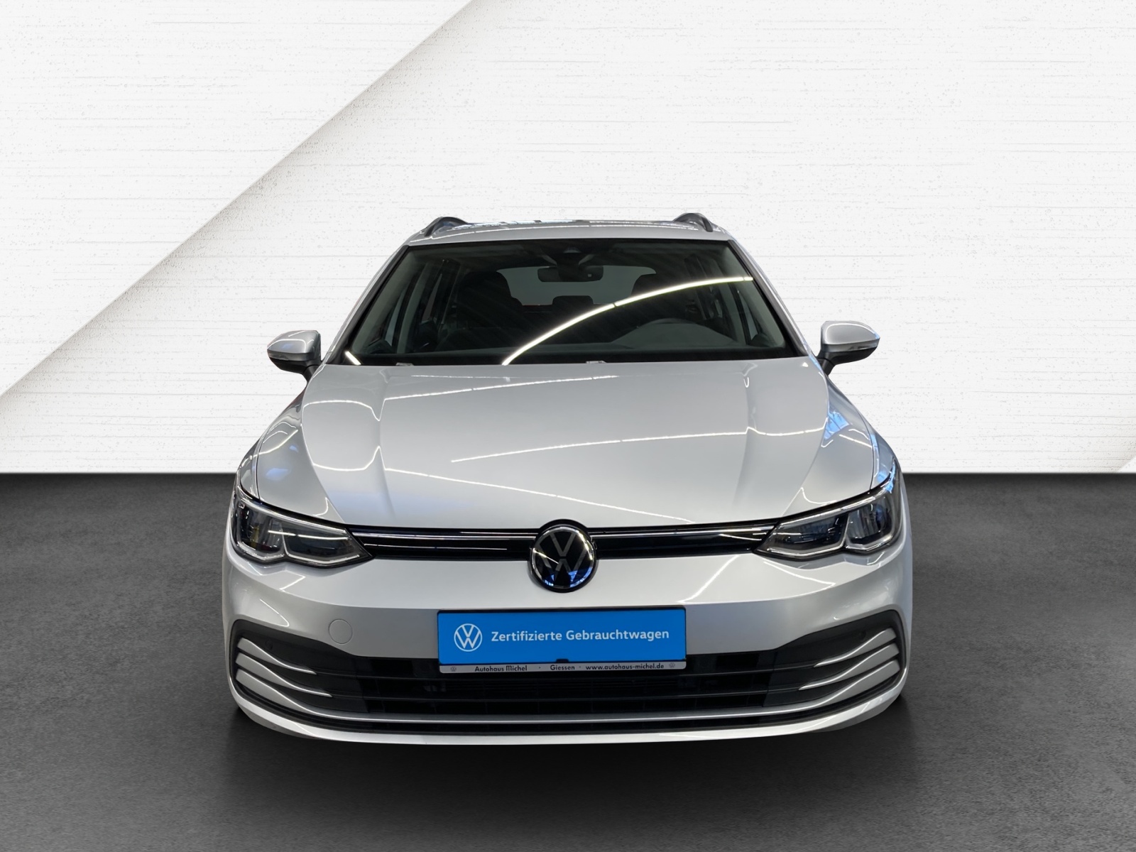 Golf 8 Variant eTSI DSG Life Navi TravelAssist