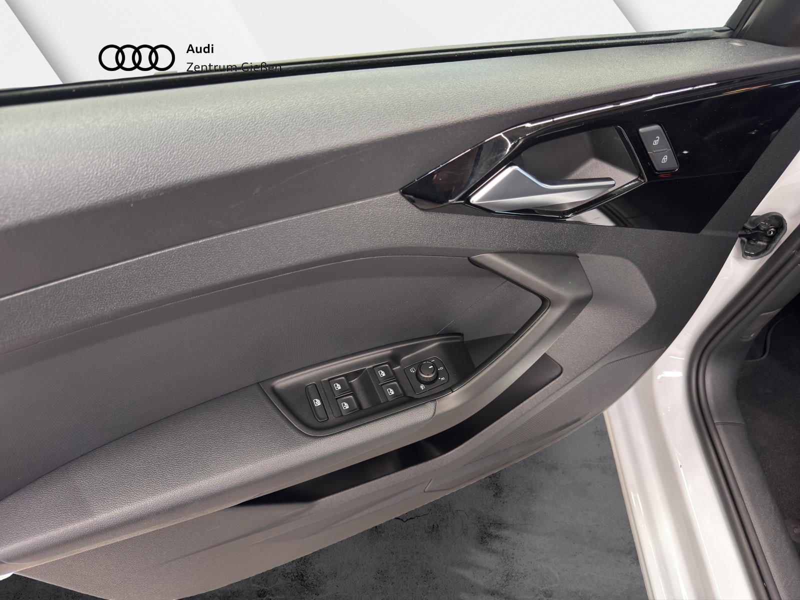 A1 Sportback 25 TFSI basis LED Plus-Paket