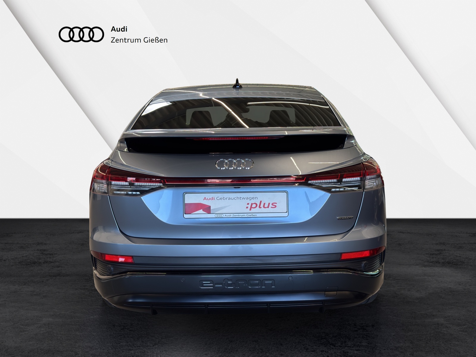Q4 e-tron Sportback 50 quattro S line Black AHK MATRIX PANO Navi