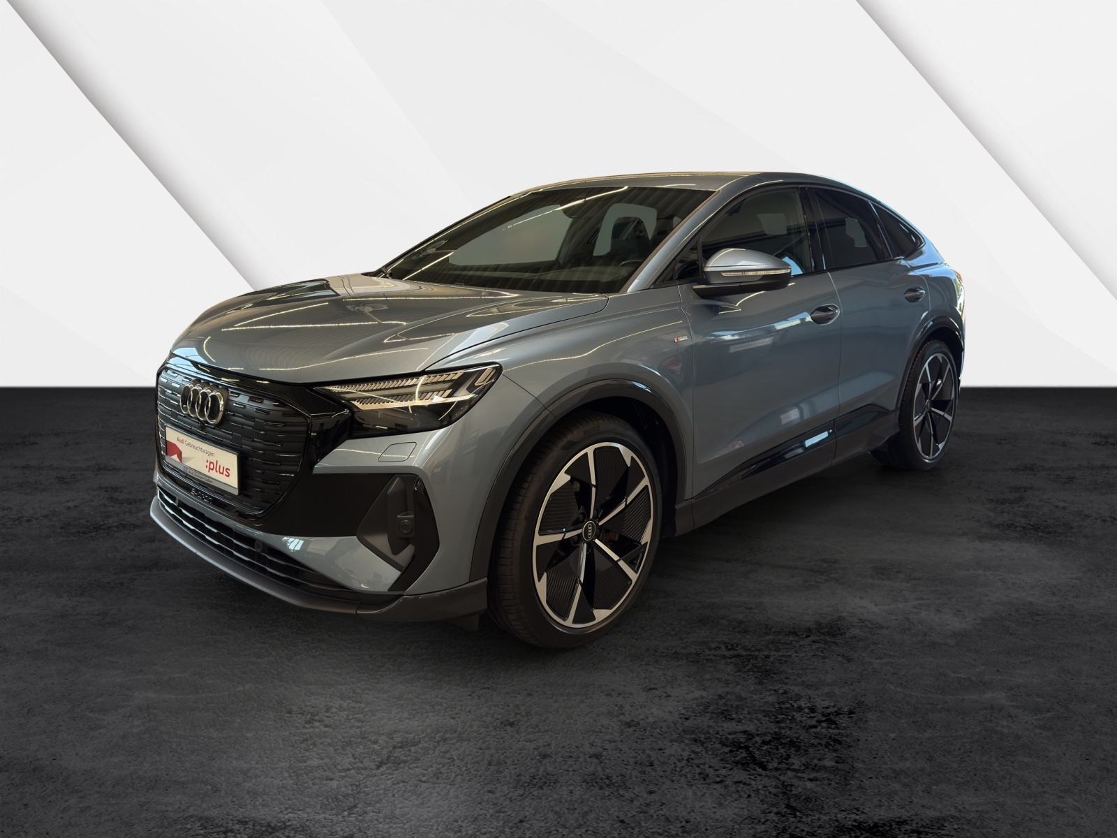 Q4 e-tron Sportback 50 quattro S line Black AHK MATRIX PANO Navi