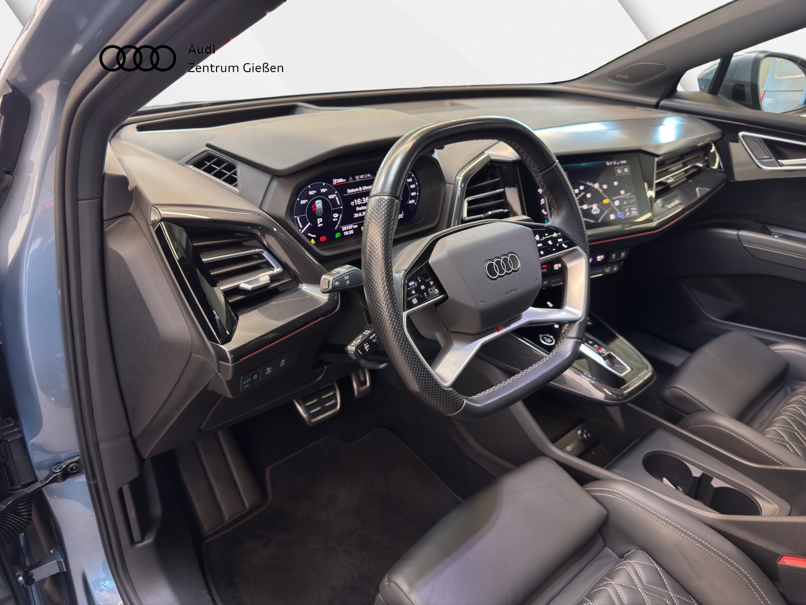 Q4 e-tron Sportback 50 quattro S line Black AHK MATRIX PANO Navi