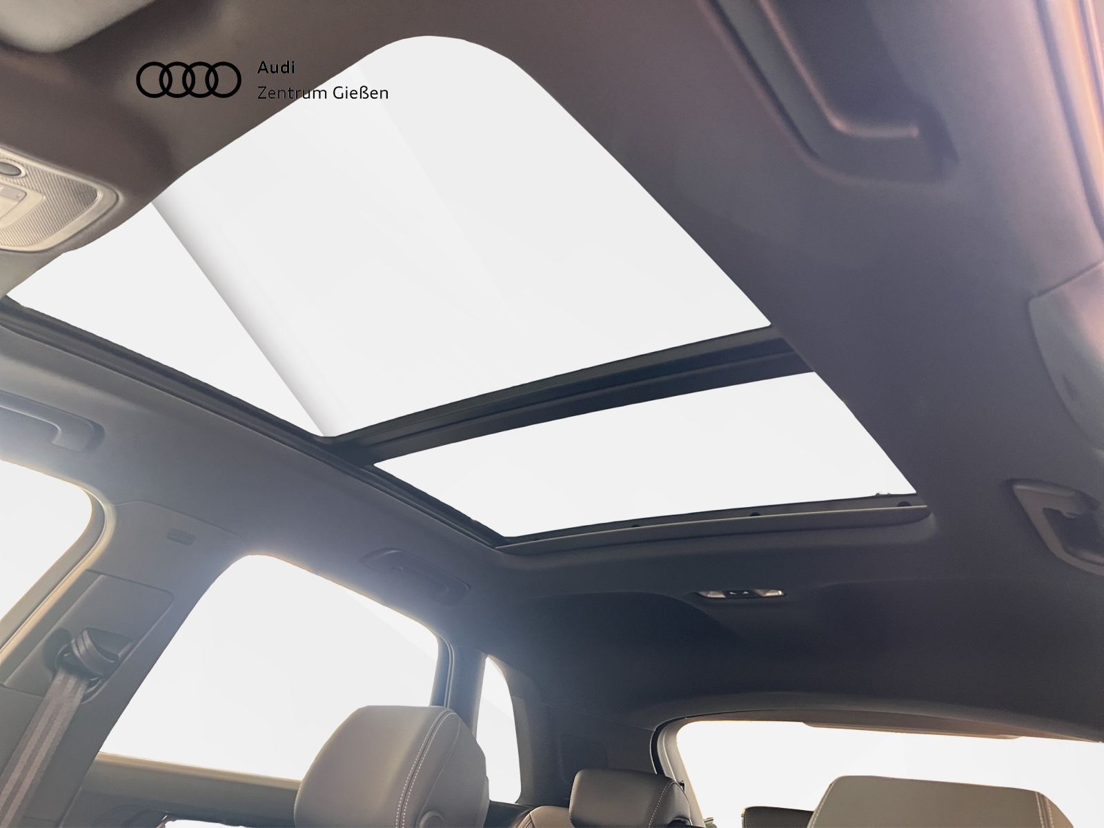 Q3 40 TFSI quattro advanced S line MATRIX PANO AHK Standheizung