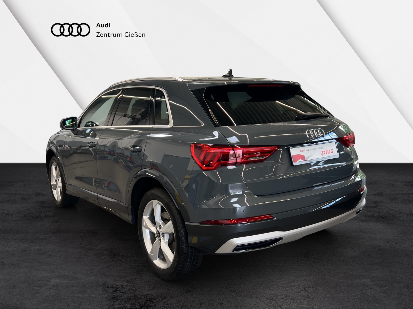 Q3 40 TFSI quattro advanced S line MATRIX PANO AHK Standheizung