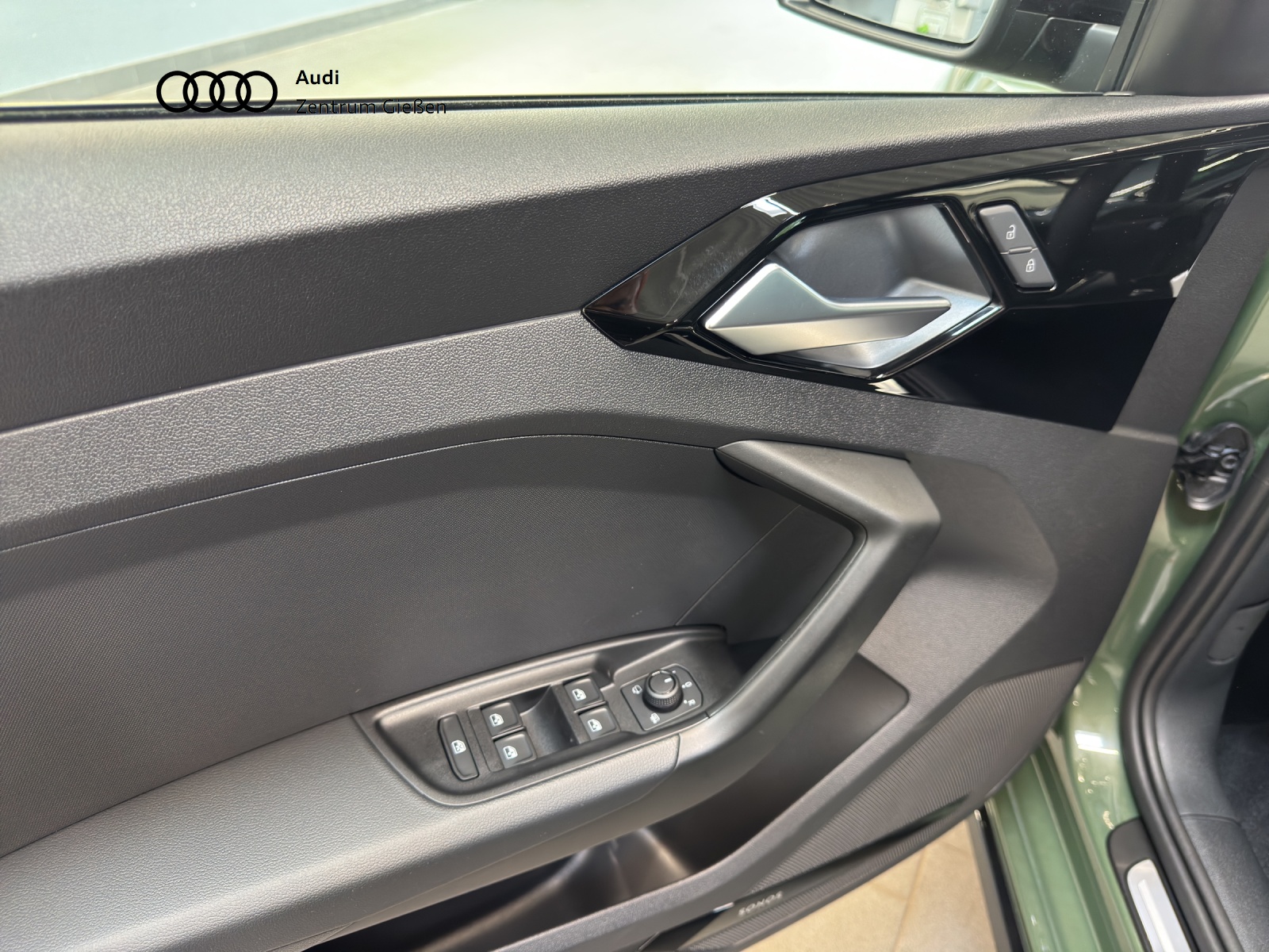 A1 Sportback 30 TFSI S-tronic S line Black SONOS LED Assistenzpaket
