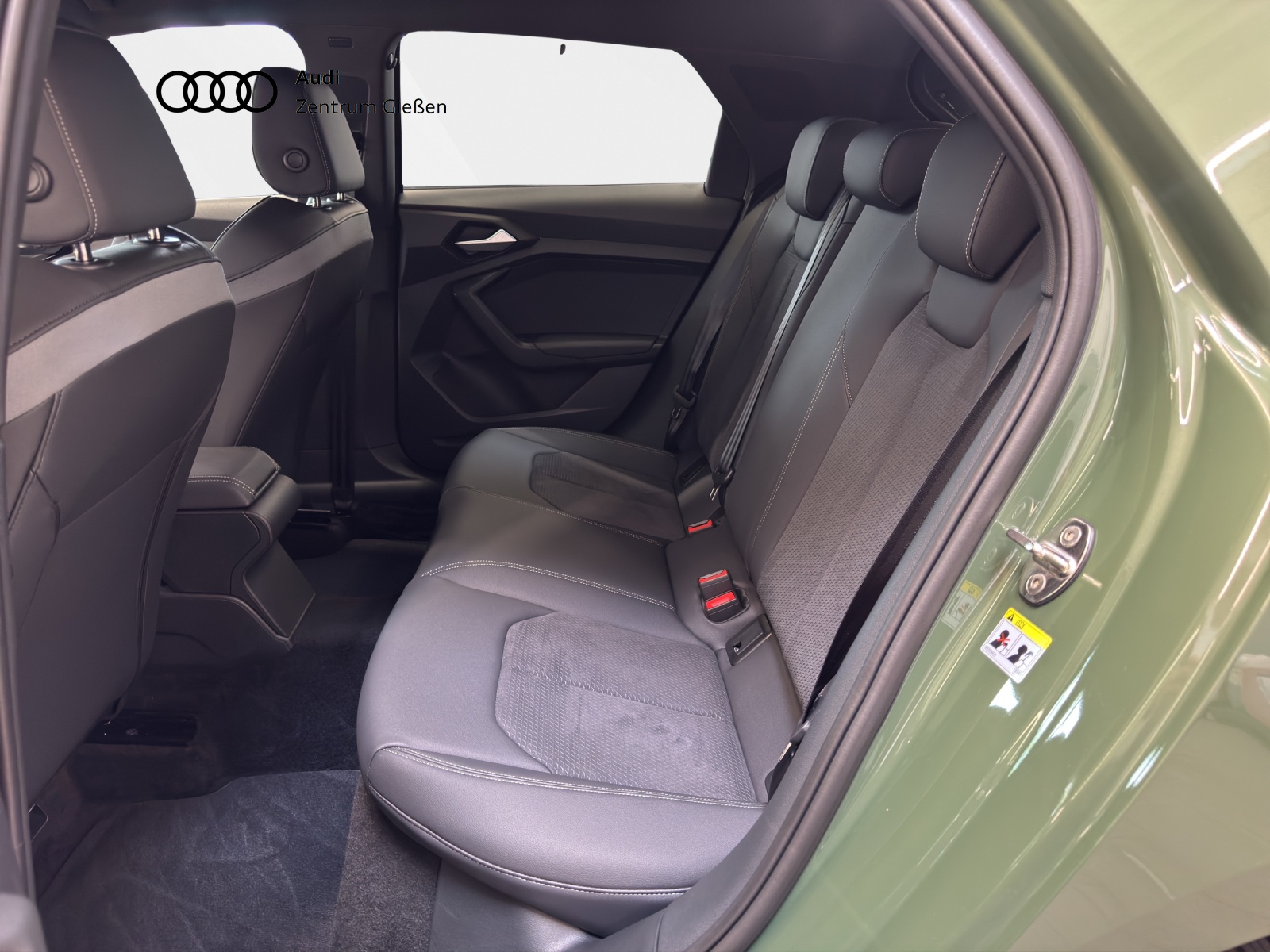 A1 Sportback 30 TFSI S-tronic S line Black SONOS LED Assistenzpaket