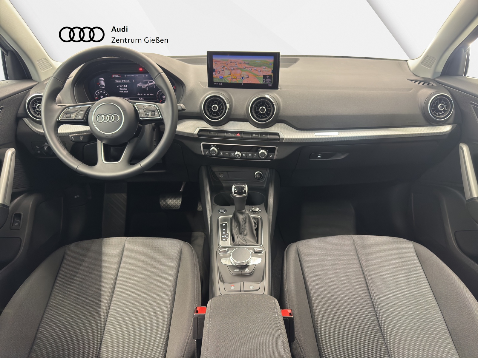 Q2 35 TFSI S tronic advanced MATRIX NAVI AHK