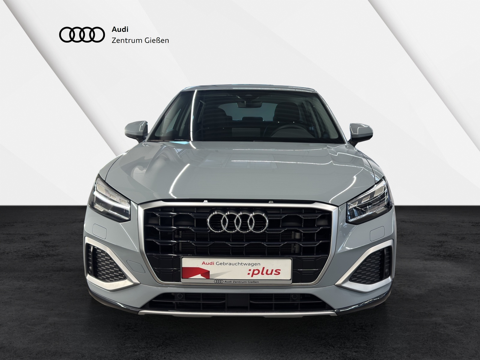 Q2 35 TFSI S tronic advanced MATRIX NAVI AHK