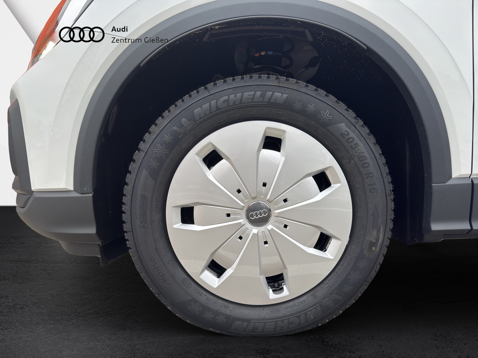 Q2 30 TFSI Sytlepaket Assistenzpaket smartphone interface