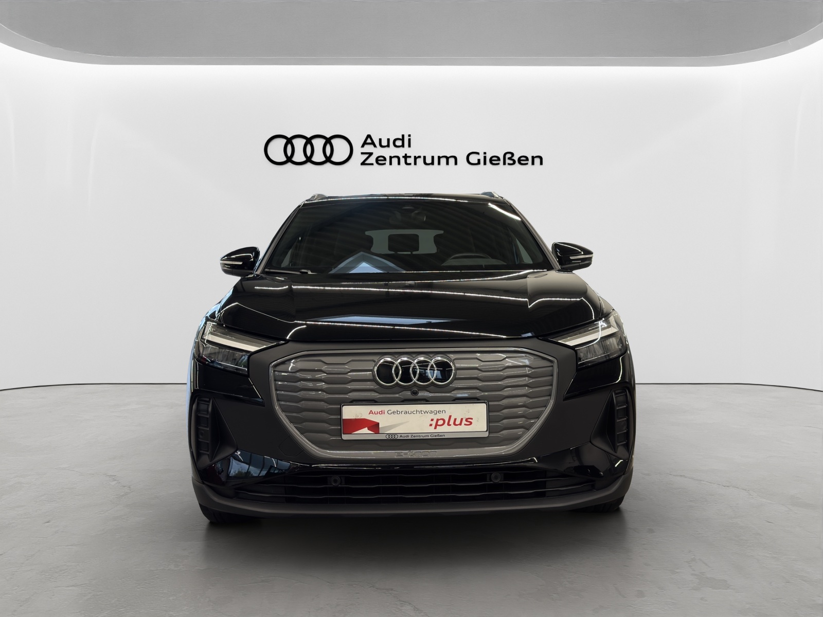 Q4 e-tron 40 S line LED Navi Assistenzpaket