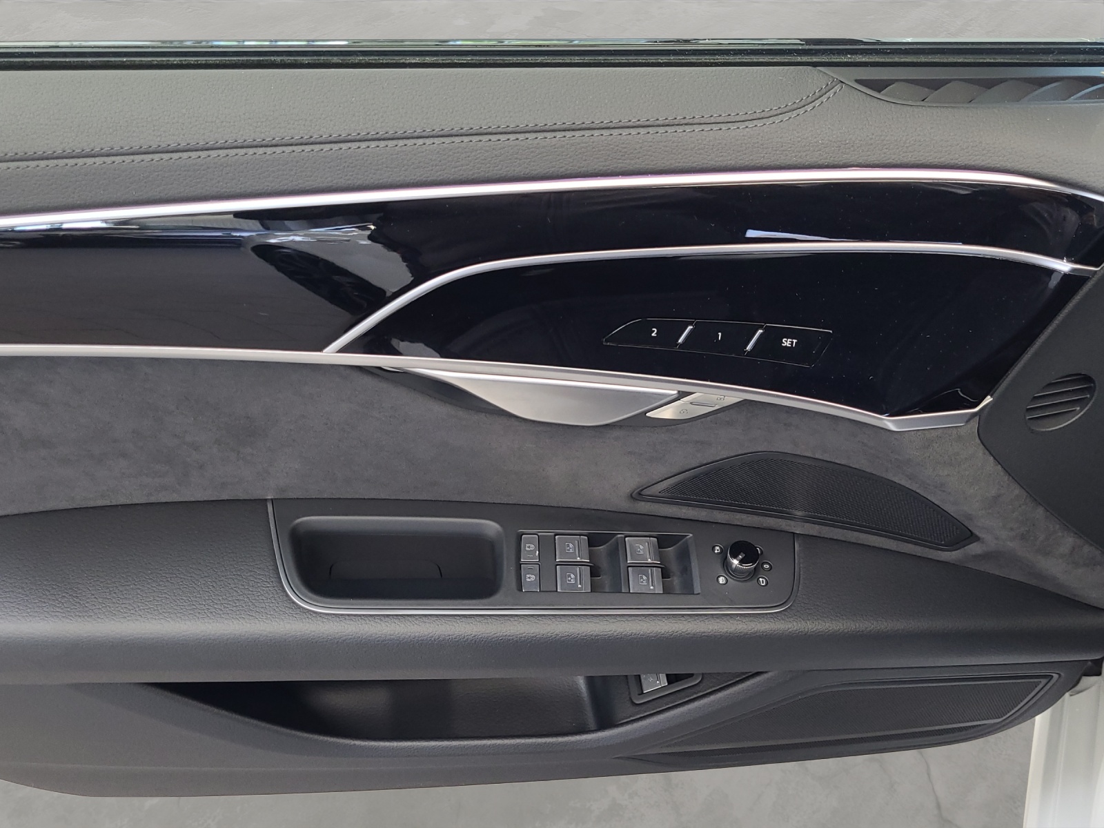 A8 50 TDI quattro S line Black Massage