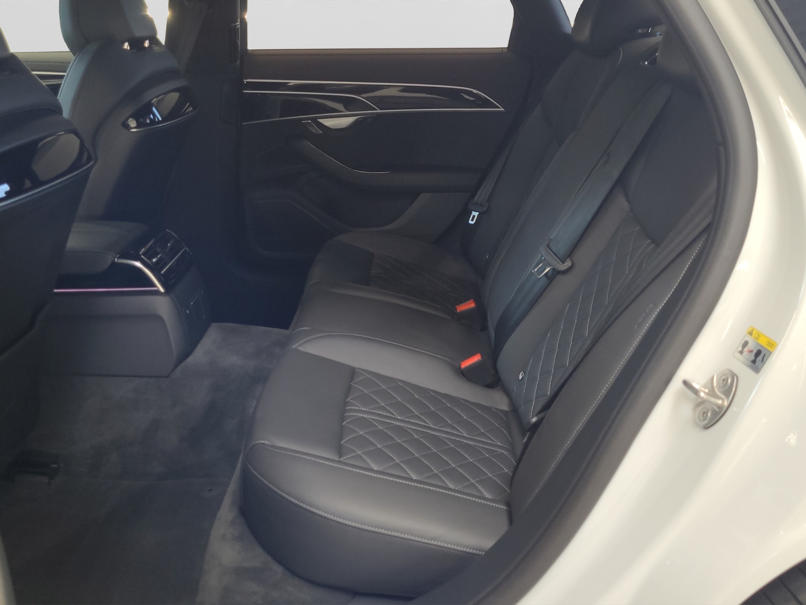 A8 50 TDI quattro S line Black Massage