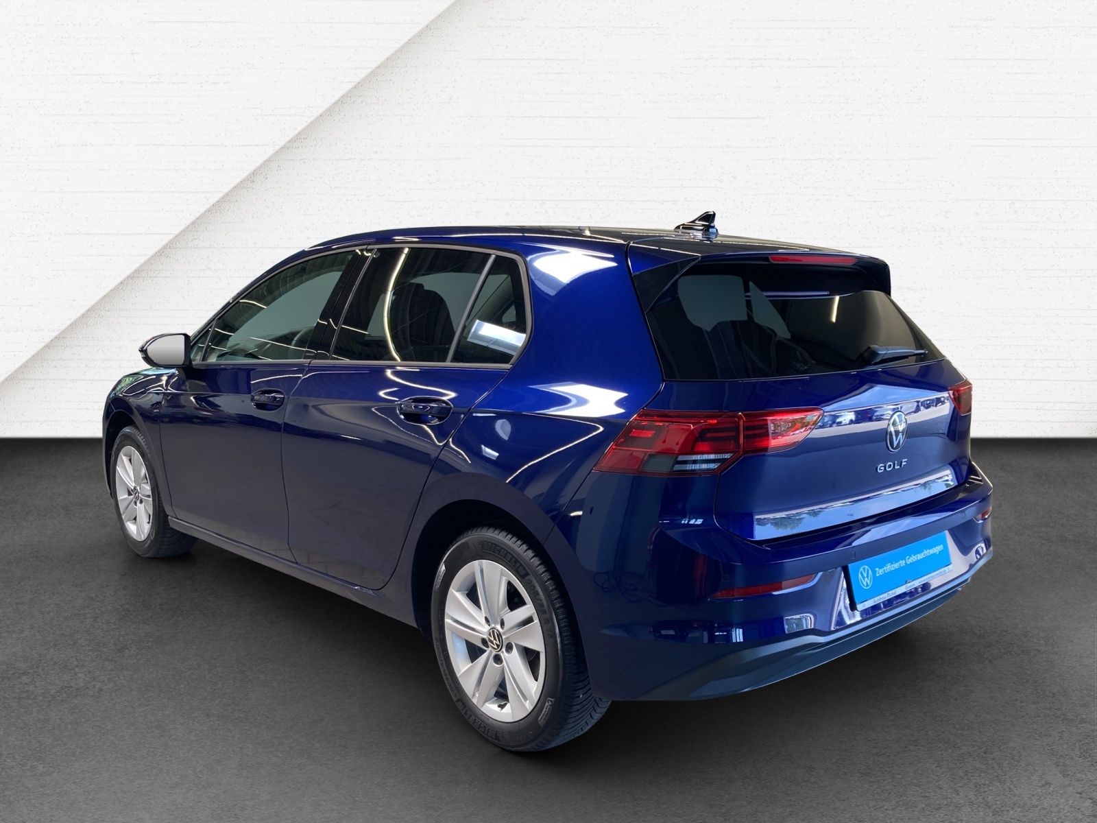 Golf VIII 2.0 TDI DSG Life LED TravelAssist Navi Rückkamera