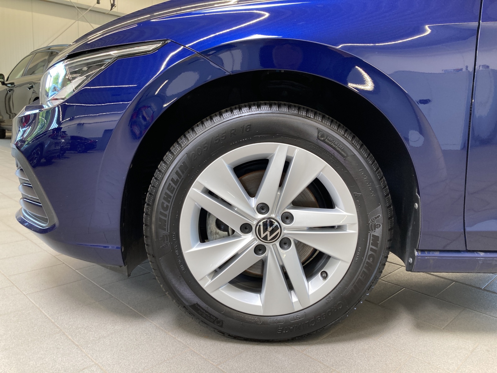Golf VIII 2.0 TDI DSG Life LED TravelAssist Navi Rückkamera