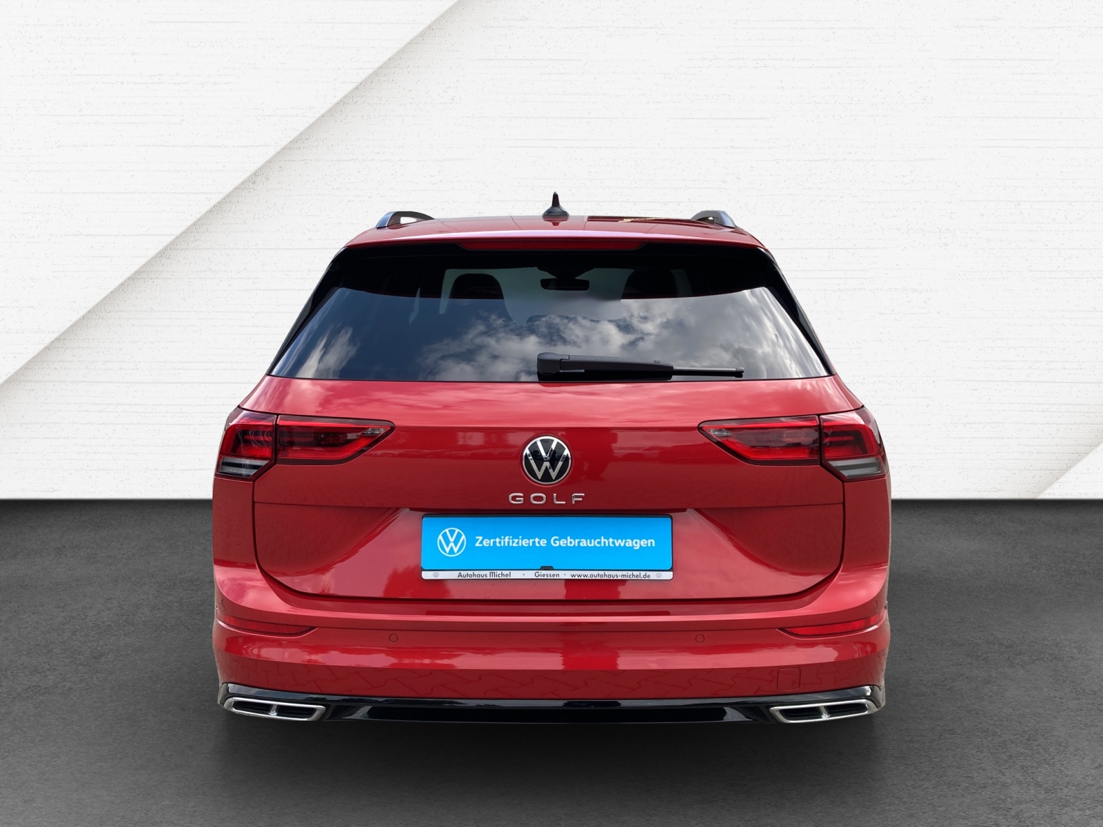 Golf VIII Variant 2.0 TSI DSG R-Line Panodach Navi AHK Alu-18Zoll