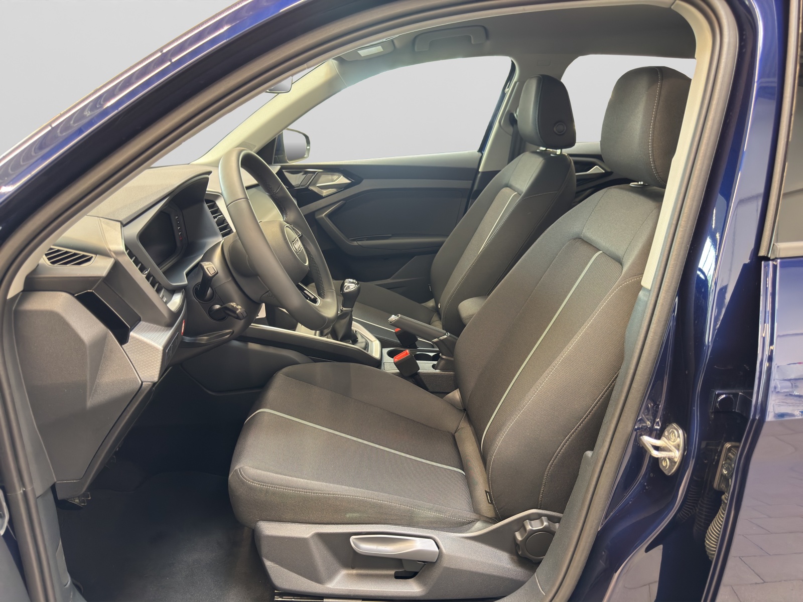 A1 Sportback 30 TFSI advanced smartphone interface