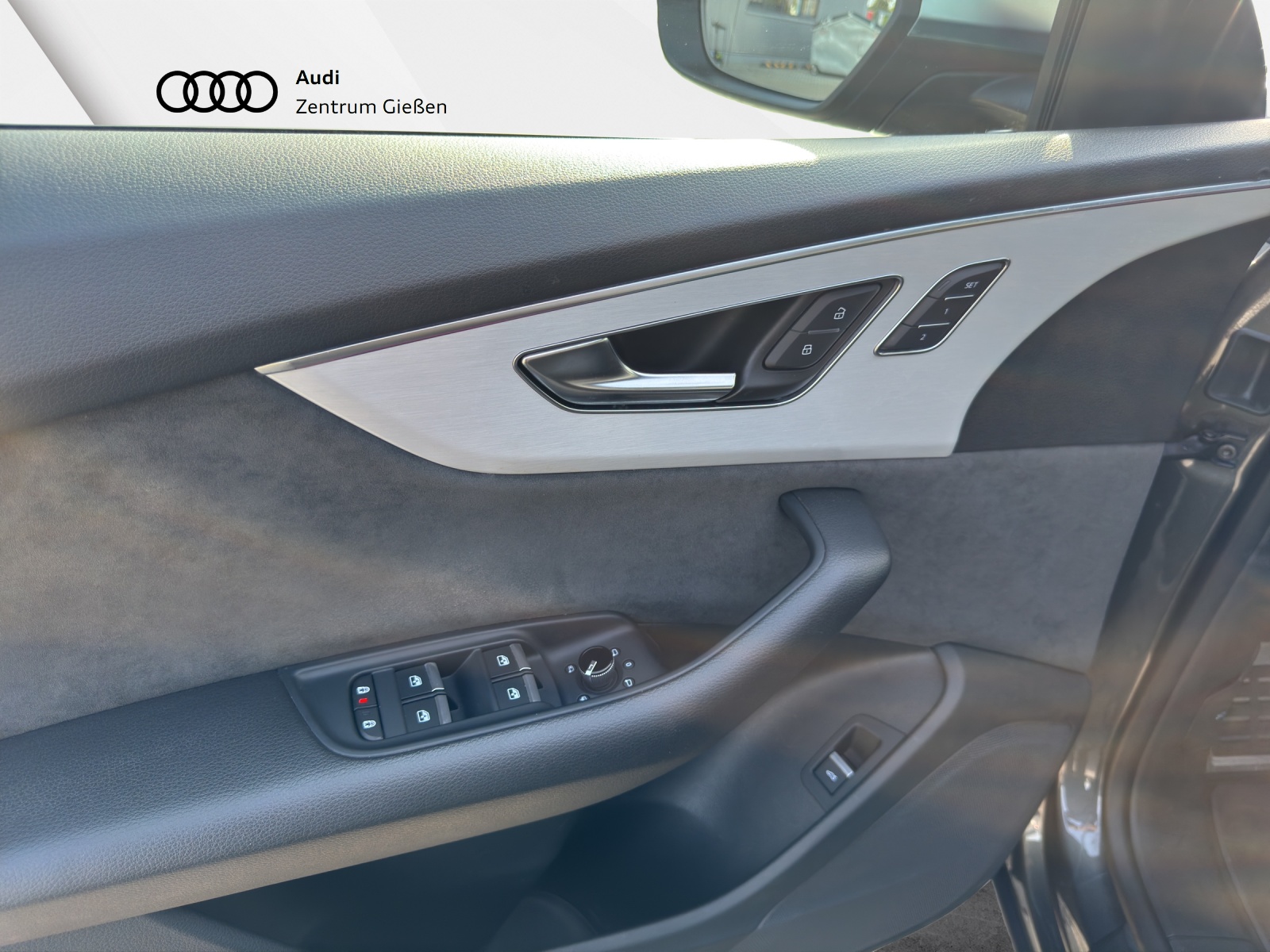 SQ8 4.0 TFSI quattro Black MATRIX HuD Standheizung