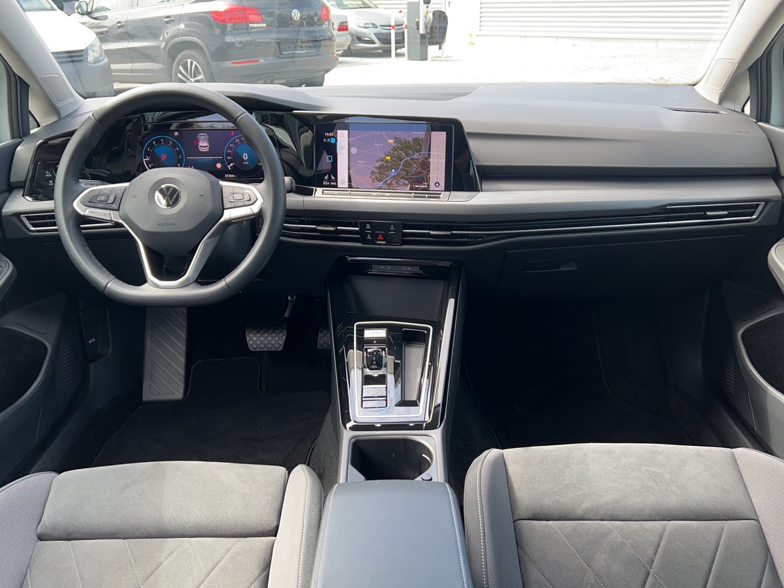 Golf 8 TSI DSG Style TravelAssist Ergo Alu-18Zoll