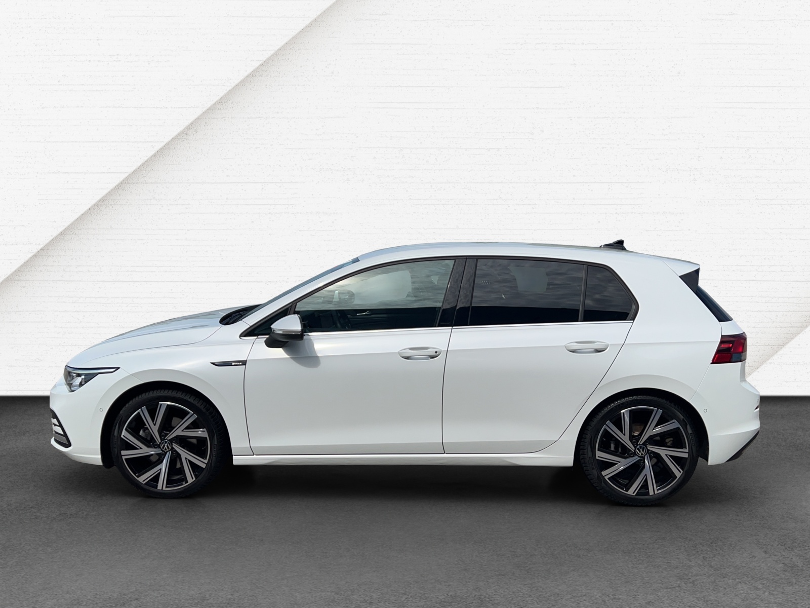 Golf 8 TSI DSG Style TravelAssist Ergo Alu-18Zoll