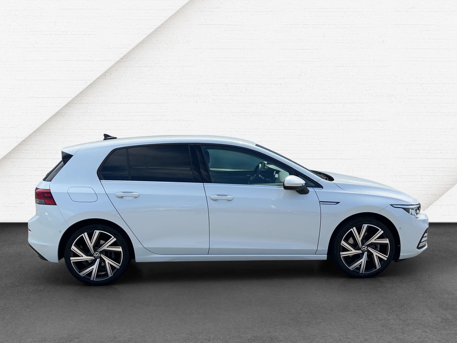 Golf 8 TSI DSG Style TravelAssist Ergo Alu-18Zoll